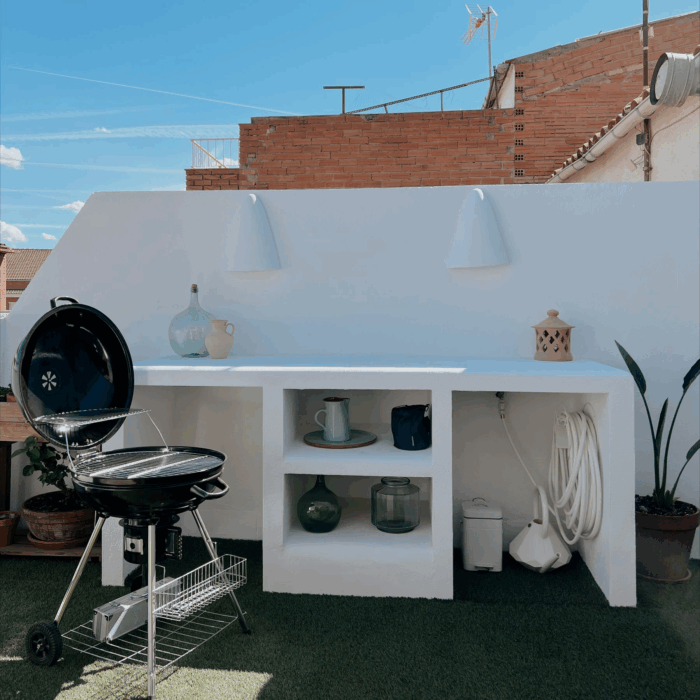 Grill węglowy ogrodowy okrągły